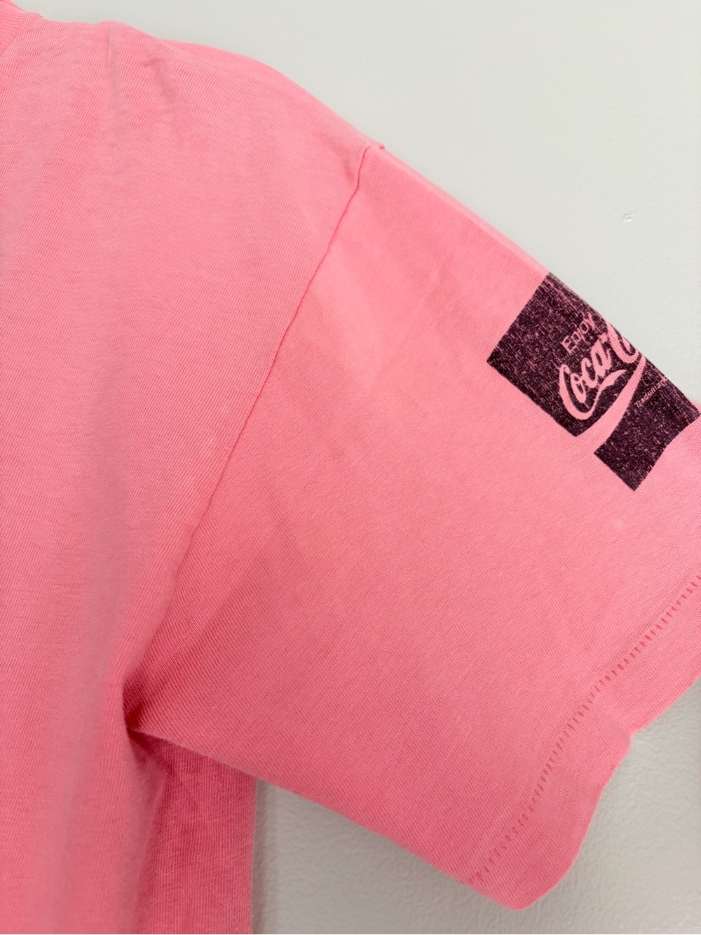 True Vintage worn Coca Cola Pink 'Zoo Run '92' Graphic Tee - Picture 3 of 7